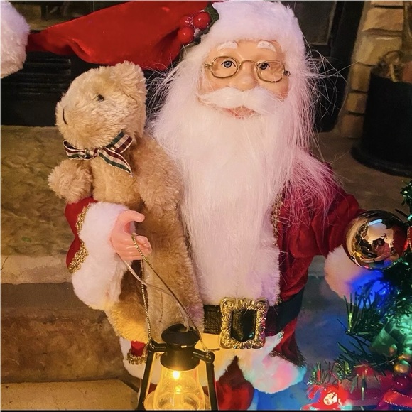 Santa Claus Lighted Decorative 18” Figurine Holiday Christmas Indoor Home Decor - Picture 8 of 11